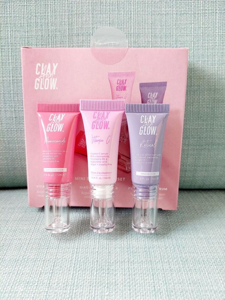 Clay and Glow mini serums gift set, Sieraden, Tassen en Uiterlijk, Uiterlijk | Gezichtsverzorging, Nieuw, Verzorging, Gehele gezicht