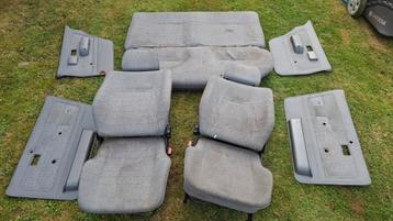 Interieur compleet opel ascona c 4deurs beschikbaar voor biedingen