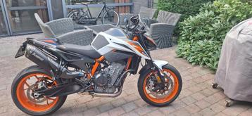 Te koop: KTM Duke 890-R (2021) – Topstaat, Akrapovic uitlaat beschikbaar voor biedingen