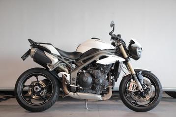 Triumph SPEED TRIPLE (bj 2018) beschikbaar voor biedingen