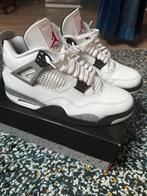 Jordan 4 white cement 45, Ophalen of Verzenden, Zo goed als nieuw, Wit