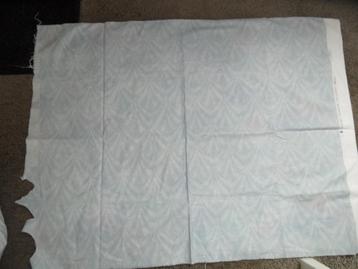 Katoenen lap stof, lichtblauw beschikbaar voor biedingen