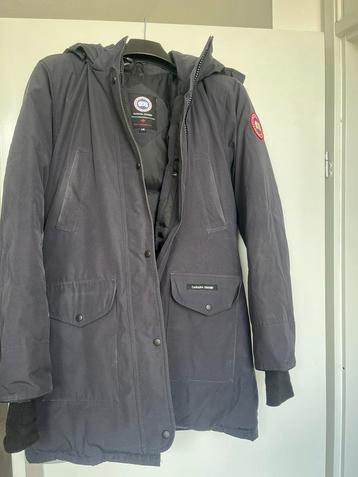 Canada Goose Winterjas Dames Zwart beschikbaar voor biedingen