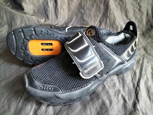 Shimano spinning schoenen / maat 40, Fietsen en Brommers, Fietsaccessoires | Fietskleding, Zo goed als nieuw, Schoenen, Overige maten