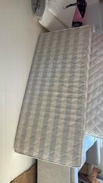 Zware kwaliteit eenpersoons matras, Ophalen, 90 cm, Eenpersoons, Zo goed als nieuw