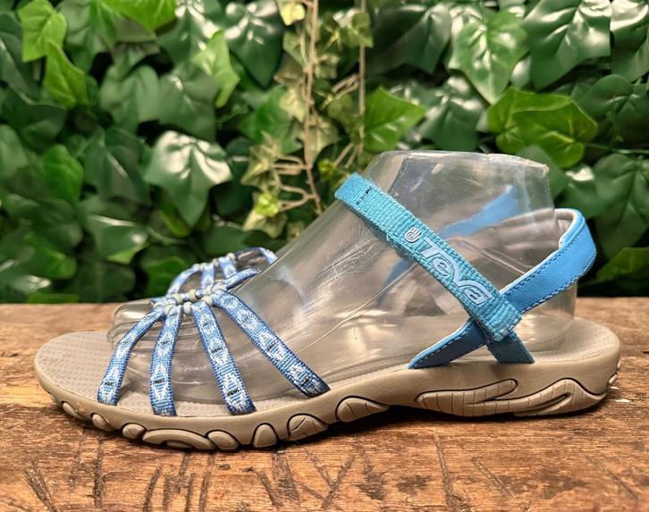 Nieuwe sandalen van Teva maat 40, Kleding | Dames, Schoenen, Nieuw, Sandalen of Muiltjes, Blauw, Ophalen of Verzenden