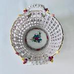 Prachtige, opengewerkte porseleinen schaal van Herend, Antiek en Kunst, Antiek | Porselein, Ophalen of Verzenden