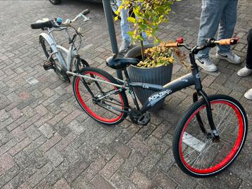Zelfgemaakte tandem beschikbaar voor biedingen