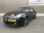 Alfa Romeo Giulietta 1.4 T Exclusive 170PK automaat, flipper, Auto's, 65 €/maand, Euro 6, 4 cilinders, Leder en Stof