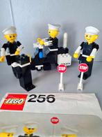 Lego set 256 ( Politie ) vintage, Ophalen of Verzenden, Zo goed als nieuw, Complete set, Lego