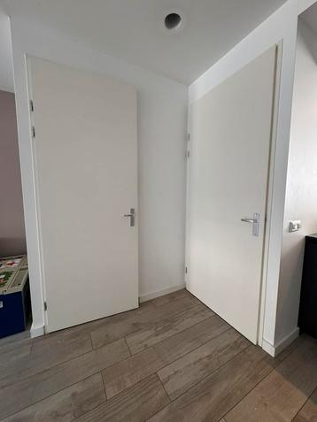 4 opdekdeuren met kozijn beschikbaar voor biedingen
