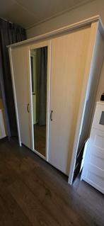 ikea kledingkast met spiegel, Huis en Inrichting, Ophalen, Overige materialen, Gebruikt, Met hangruimte