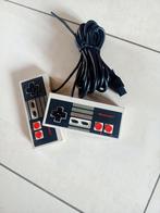 2 controllers, Spelcomputers en Games, Spelcomputers | Nintendo NES, Gebruikt, Ophalen