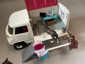 schleich HORSE CLUB -  Mobiele dierenarts - 42439 beschikbaar voor biedingen