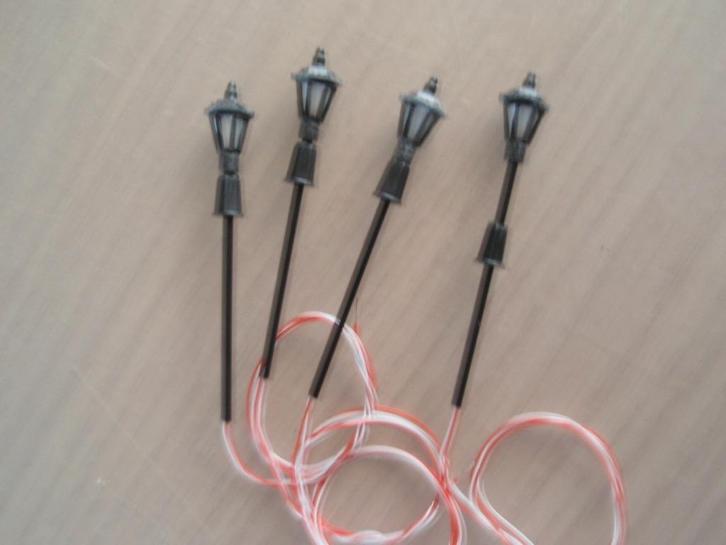 Nostalgische led lantaarnpalen n-spoor, Hobby en Vrije tijd, Modeltreinen | N-Spoor, Nieuw, Overige typen, Ophalen of Verzenden