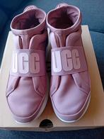 Ugg maat 39, Kleding | Dames, Schoenen, Ophalen of Verzenden, Zo goed als nieuw, Zwart