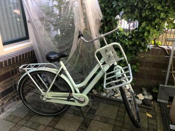 Goedkoopste fiets moet weg beschikbaar voor biedingen