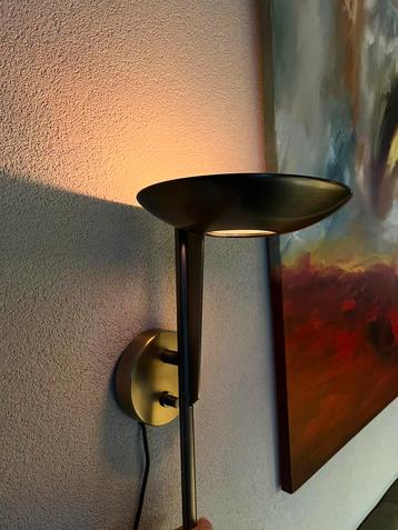 Prachtige vintage dimbare messing Frantzen wandlamp beschikbaar voor biedingen