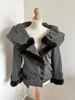 ZA-EK maat 42 grijze gave jas 2637