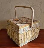 te koop: naaimand met hengsel, retro vintage jaren 50 / 60, Ophalen of Verzenden, Gebruikt