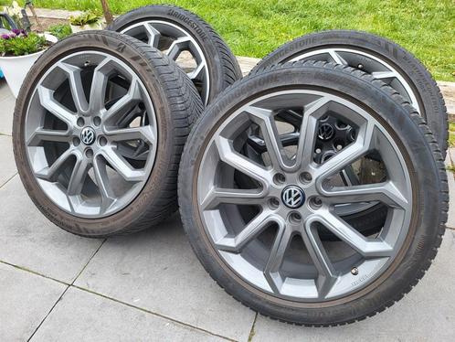 Volkswagen Arteon velgen 245/40/19 inch met all season bande, Auto-onderdelen, Banden en Velgen, Banden en Velgen, Winterbanden