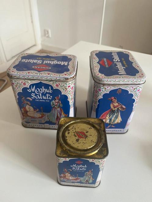 Rare Tin Box Decorated with Traditional Indian Miniatures, Verzamelen, Blikken, Gebruikt, Overige, Overige merken, Ophalen