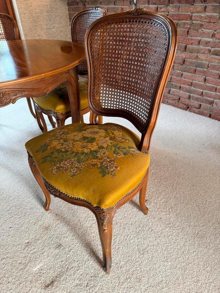 Vier Antieke engelse stijl Stoelen met Rotan Rugleuning, Antiek en Kunst, Antiek | Meubels | Stoelen en Banken, Ophalen