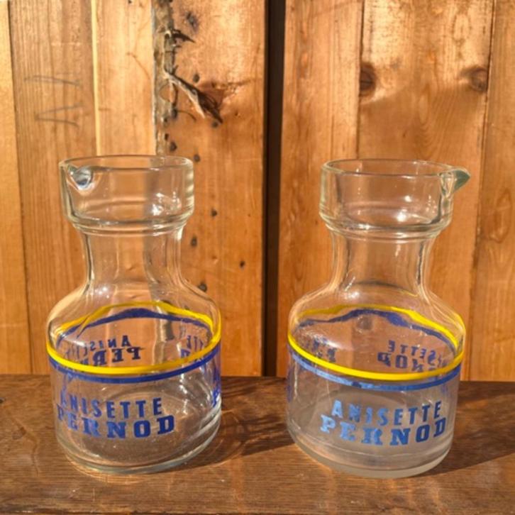 Waterkan kan Pernod Anisette Frankrijk 15,5 cm hoog PER STUK, Verzamelen, Merken en Reclamevoorwerpen, Gebruikt, Gebruiksvoorwerp