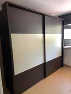 Grote kledingkast in zeer goede staat T.E.A.B, Ophalen, Zo goed als nieuw, 50 tot 75 cm, 200 cm of meer