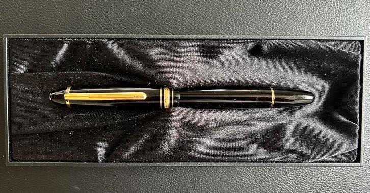 Montblanc Meisterstück 146 – M Nib – Tijdloze Klasse, Verzamelen, Pennenverzamelingen, Zo goed als nieuw, Vulpen, Mont Blanc, Ophalen of Verzenden