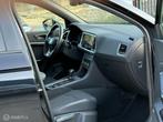 Seat Ateca 1.5 TSI FR DSG-TREKHAAK-BEATS-ACC-19INCH-CAMERA, Auto's, Seat, 1408 kg, 1498 cc, Zwart, 4 cilinders