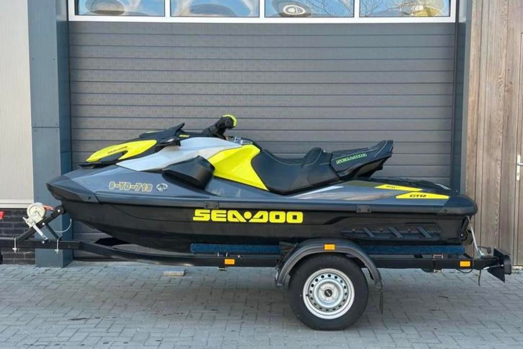 Sea-Doo GTR 230 (2021) Audio- 230 PK – Incl trailer, Watersport en Boten, Jetski's en Waterscooters, Ophalen, Zo goed als nieuw