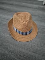 Hoedje, Ophalen of Verzenden, Zo goed als nieuw, 134 t/m 140, Jongen of Meisje