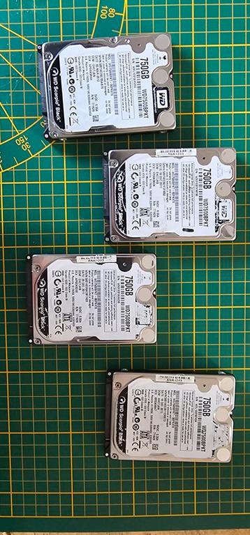 4x Western Digital WD Scorpio Black 750GB 2.5” harde schijve beschikbaar voor biedingen