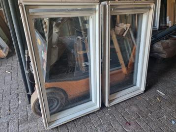 Velux dakramen wit gelakt 78x140 cm bxh beschikbaar voor biedingen