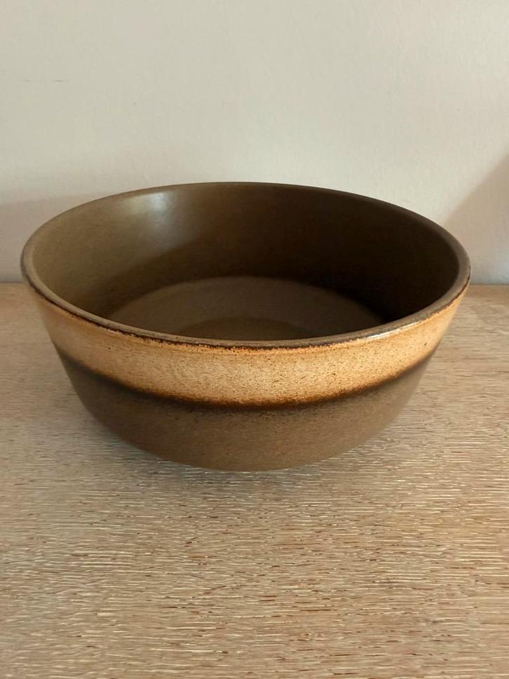 Schaal retro - Gerzit, Huis en Inrichting, Keuken | Servies, Gebruikt, Schaal of Schalen, Overige stijlen, Aardewerk, Ophalen of Verzenden
