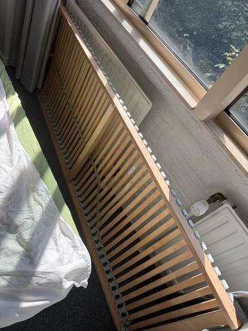 ikea Bed frame beschikbaar voor biedingen