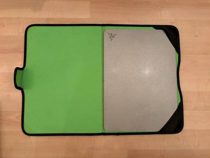 Razer Hard Mouse Pad met Draagtas, Computers en Software, Muismatten, Gebruikt, Ophalen of Verzenden