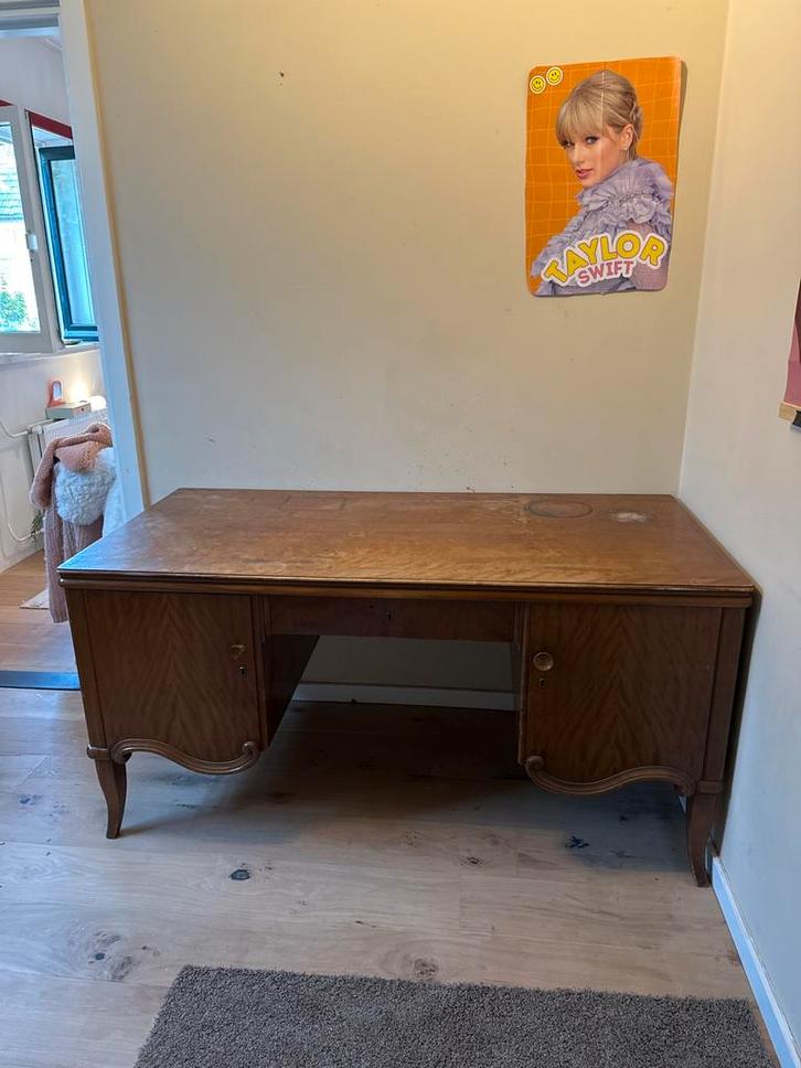 Vintage Bureau - Opknapper met Potentie!, Huis en Inrichting, Bureaus, Gebruikt, Bureau, Ophalen