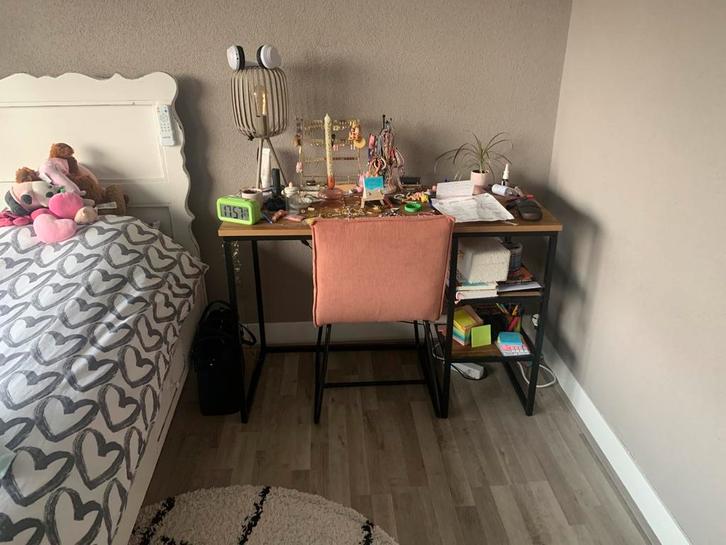 Bureau, stoel en kast tienerkamer meiden/jongens, Huis en Inrichting, Bureaus, Zo goed als nieuw, Bureau, Ophalen