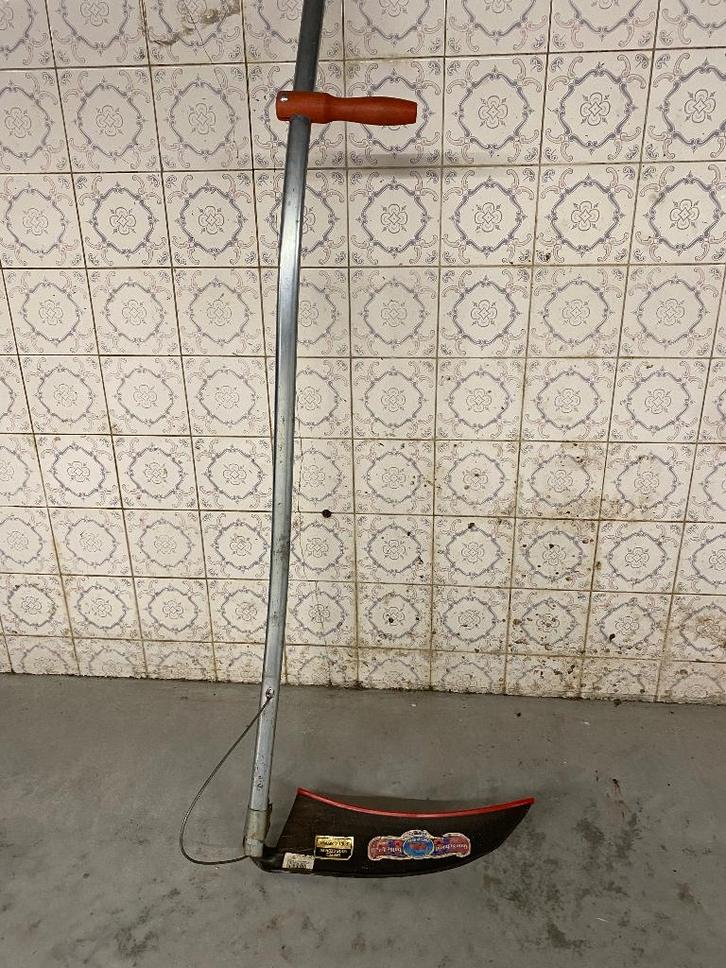 Welkoop Zeisboom met Slootzeis Blad, in Nieuw staat!!, Tuin en Terras, Hand-tuingereedschap, Zo goed als nieuw, Zeis, Ophalen