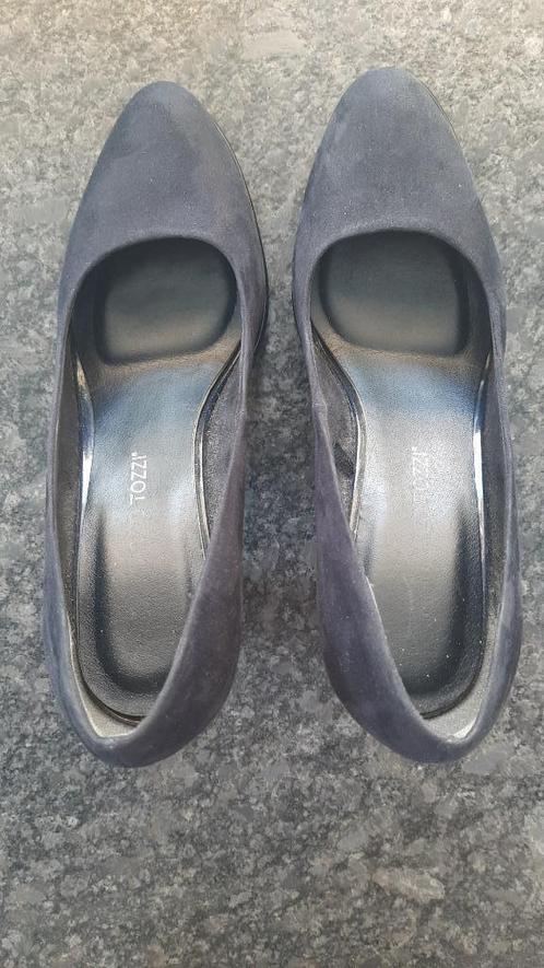 Elegante damesschoenen Marco Tozzi blauwe pumps, maat 39, Kleding | Dames, Schoenen, Gedragen, Pumps, Blauw, Ophalen of Verzenden
