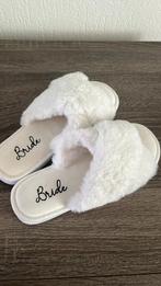 Bride slippers, Kleding | Dames, Trouwkleding en Trouwaccessoires, Schoenen, Ophalen of Verzenden, Wit, Zo goed als nieuw