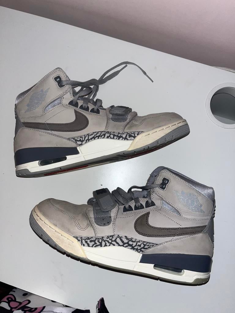 nike jordans, Kleding | Heren, Schoenen, Ophalen of Verzenden, Zo goed als nieuw