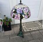 Tiffany lamp zwaar antike poot en glas in lood kap 50cmbreed, Ophalen, 50 tot 75 cm, Zo goed als nieuw, Glas