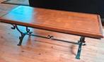 Salontafel met smeedijzeren onderstel., Huis en Inrichting, Tafels | Salontafels, Gebruikt, 100 tot 150 cm, Minder dan 50 cm, Rechthoekig