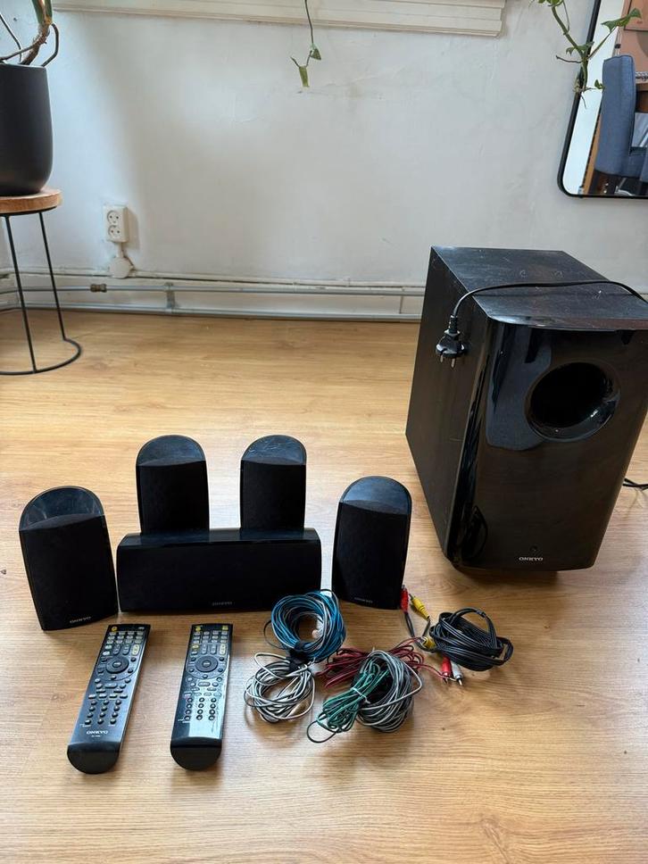 Goed werkend 5.1 surround systeem | Onkyo TX-SR313, Audio, Tv en Foto, Versterkers en Receivers, Gebruikt, 5.1, 60 tot 120 watt