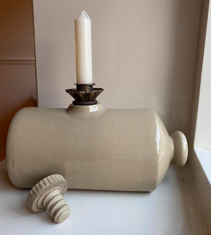 Engelse Bedkruik | kruik kandelaar, Antiek en Kunst, Antiek | Keramiek en Aardewerk, Verzenden