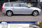 Volvo V70 T4 180 pk Nordic, Leer, Xenon, Navi, Bluetooth, Tr, Voorwielaandrijving, 15 km/l, 4 cilinders, Met garantie (alle)