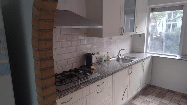 Keuken, kookplaat, oven, vaatwasser, keukenkastjes, koelkast, Huis en Inrichting, Keuken | Complete keukens, Gebruikt, Ophalen of Verzenden